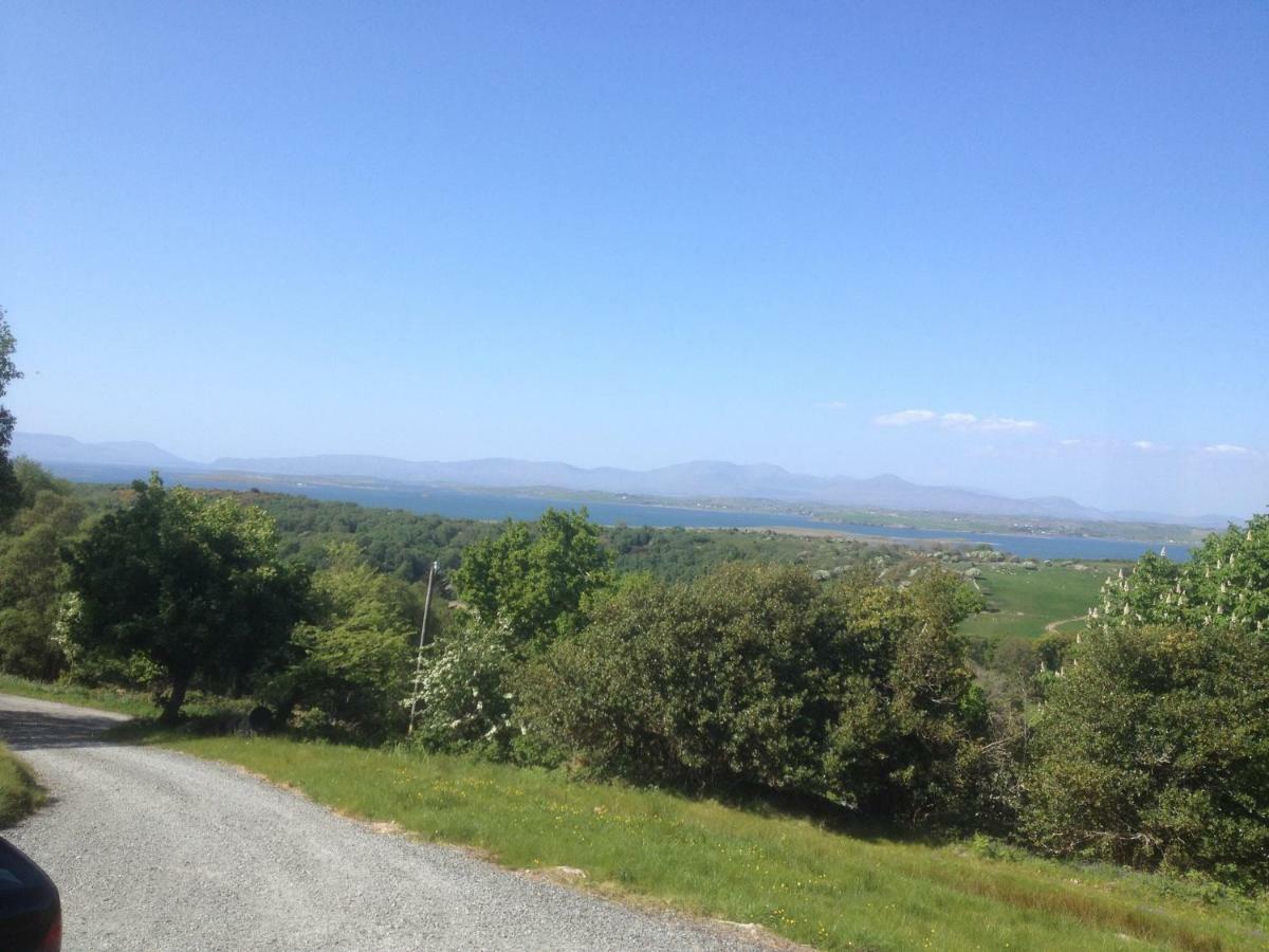 Roberts’ Cottage Westport Exterior foto