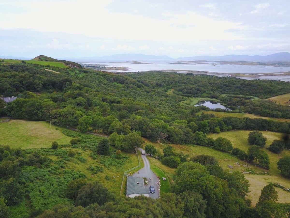 Roberts’ Cottage Westport Exterior foto
